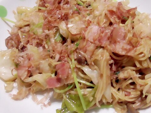 糖質ゼロ麺を凍らせてつくる！糖質ゼロ麺焼きそば